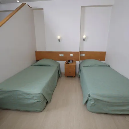 Apartahotel Entes 4*