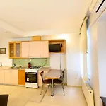 Entes Aparthotel