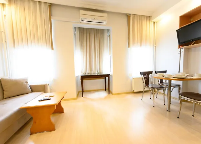 Entes Apartahotel 4*