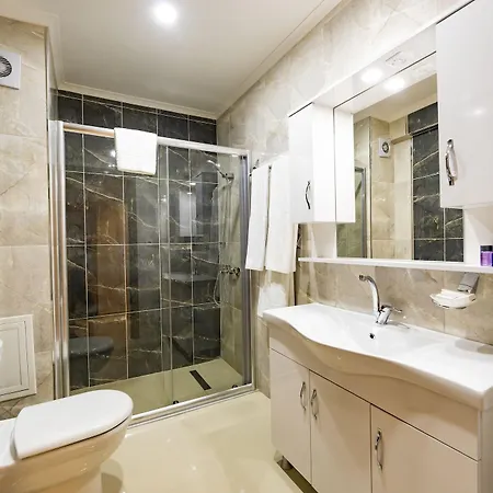 Entes Aparthotel 3*