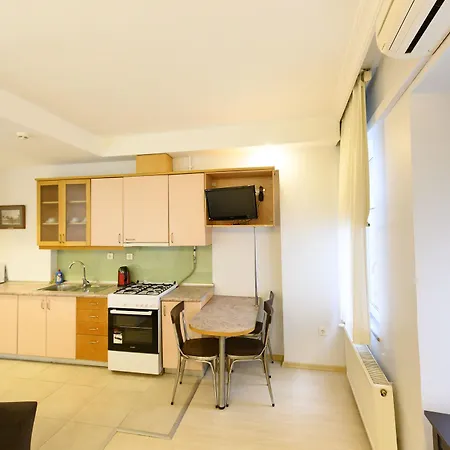 Entes Aparthotel