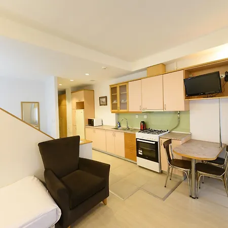 Aparthotel Entes 3*