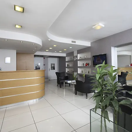 Aparthotel Entes